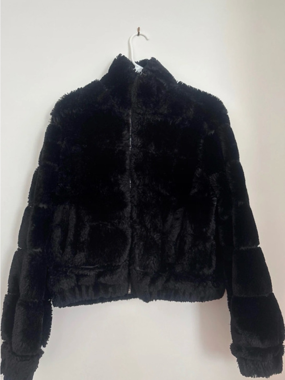 Rue21 Black Faux Fur Puffer Jacket - Plush Zip Front